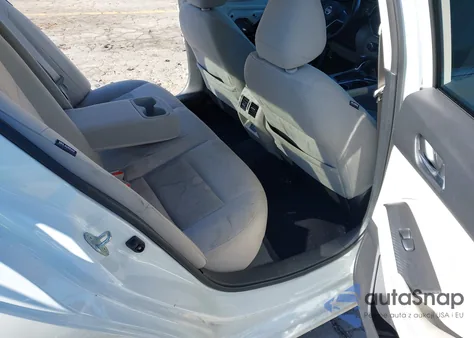 2019 Nissan Altima 2.5 Sv из США, поврежденный, VIN 1N4BL4DV5KC146849